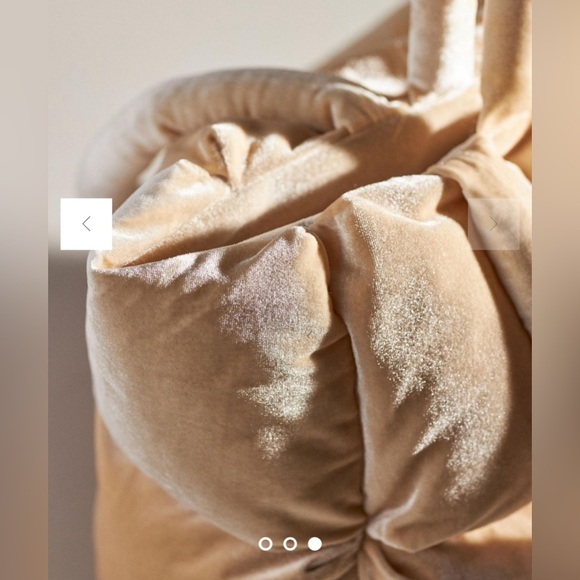 NWOT Anthropologie Velvet Puffer Tote - Picture 2 of 4